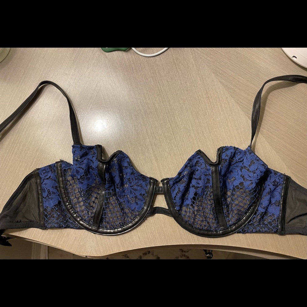 34C lace bra